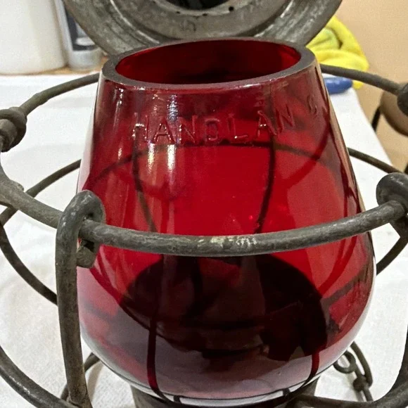 1920s HANDLAN St. Louis RAILROAD Gas Company RED Lens Lantern - Picture 7 of 11